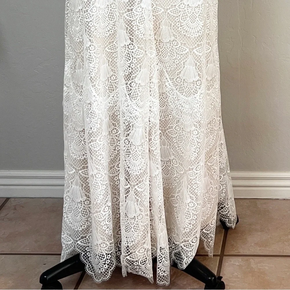 TADASHI SHOJI Women’s Size 16 Ivory Sleeveless Caye Racer Neck Lace Wedding Gown - Picture 10 of 13